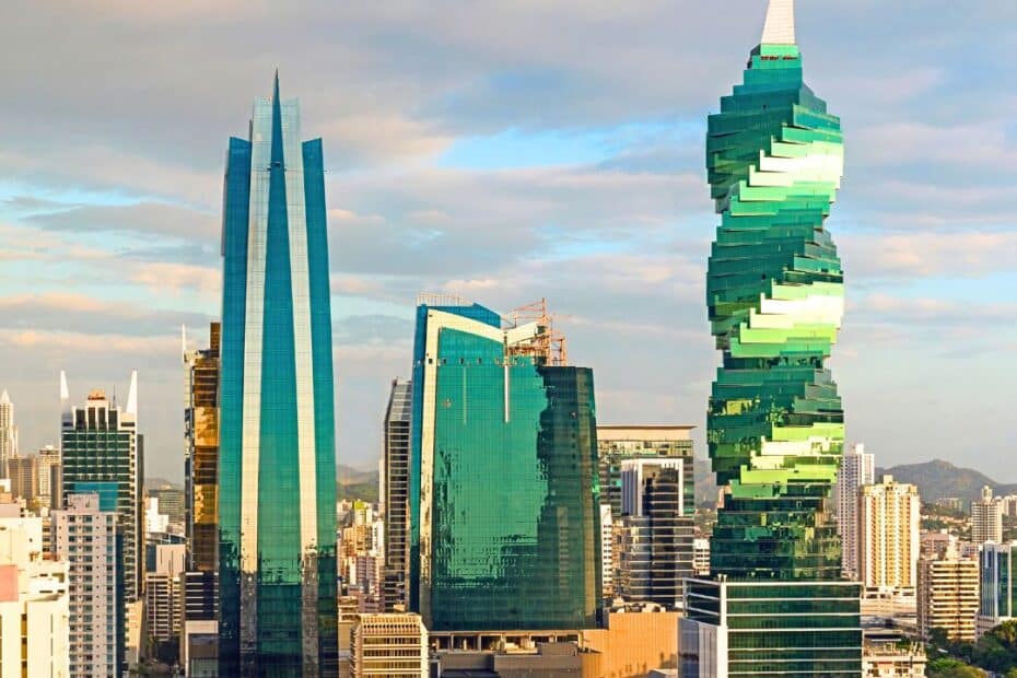Panama City Business District with the "Tornillo" tower in the foreground