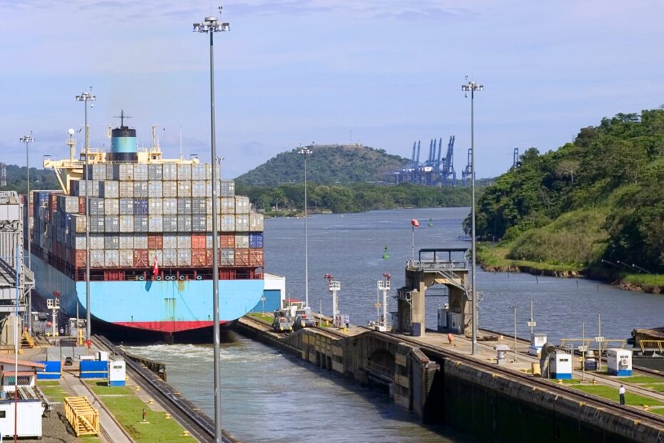 Container ship passing through the Panama Canal locks